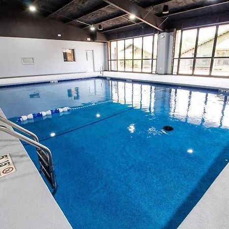 Pet Friendly Boho Condo With Pool--Fitness Center--Next To The Branson Landing--Close To Convention Center And Kanakuk 외부 사진