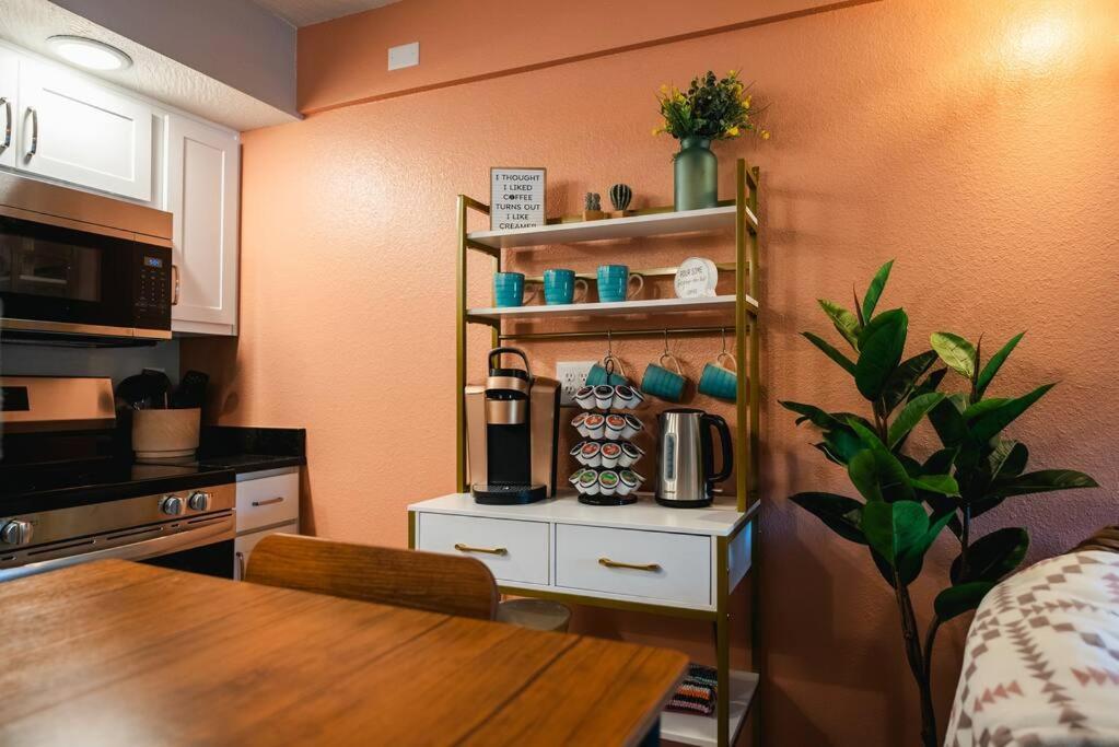Pet Friendly Boho Condo With Pool--Fitness Center--Next To The Branson Landing--Close To Convention Center And Kanakuk 외부 사진